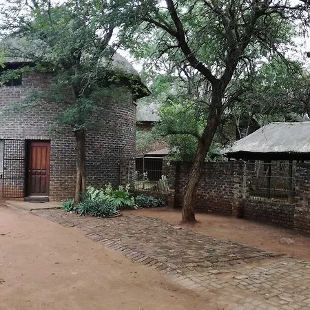 Roundhouse Marloth Park Villa Exterior photo