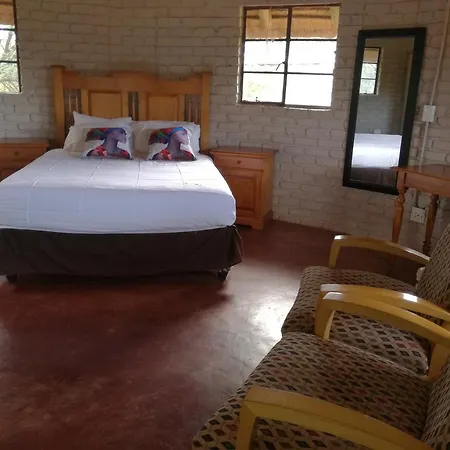 Roundhouse Marloth Park Villa Exterior photo