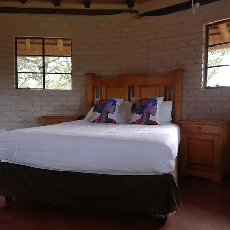 Roundhouse Marloth Park Villa Exterior photo