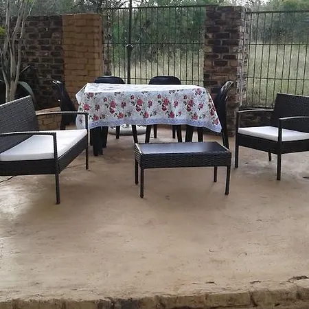 Roundhouse Marloth Park Villa Exterior photo